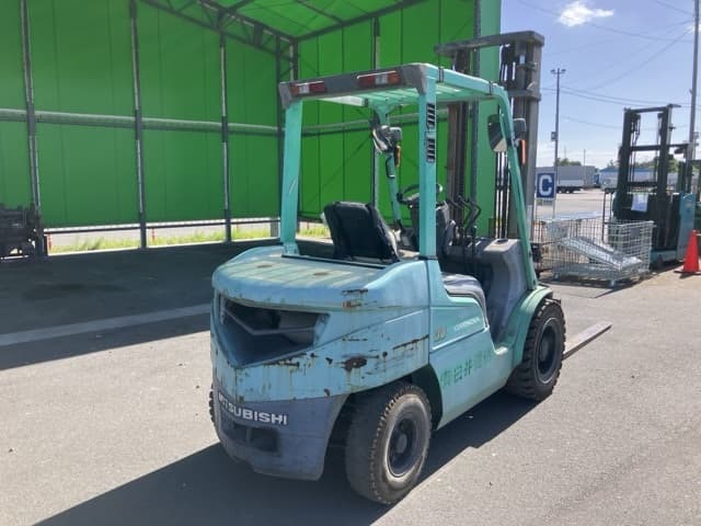 Forklift — Auction (lot 8457-52002)