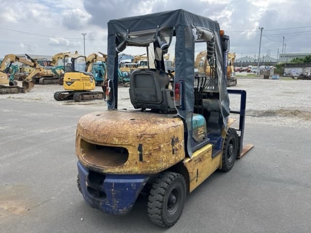 Forklift — Auction (lot 8457-52003)