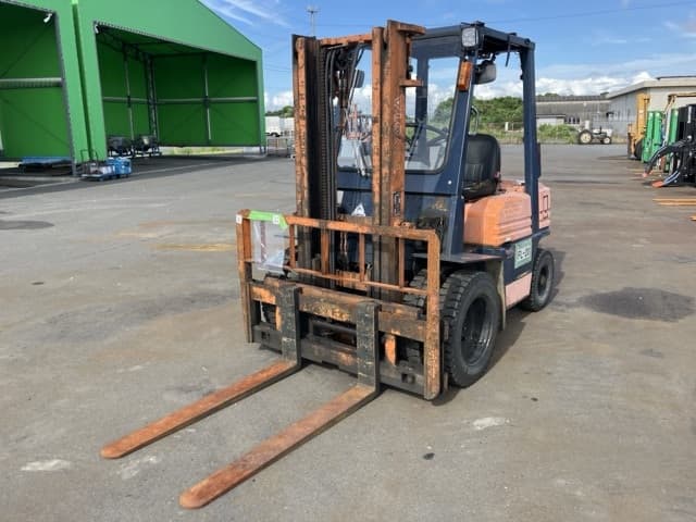 Forklift — Auction (lot 8457-52004)