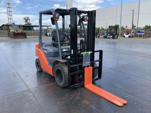 Forklift — Auction (lot 8457-52007)