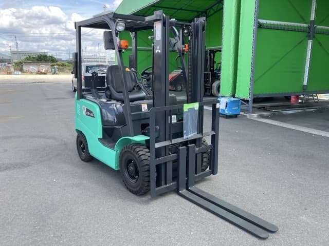 Forklift — Auction (lot 8457-52009)