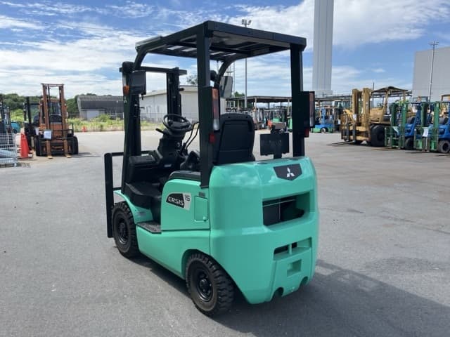 Forklift — Auction (lot 8457-52009)