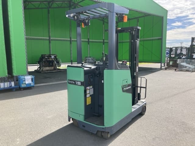 Reach Forklift — Auction (lot 8457-52010)