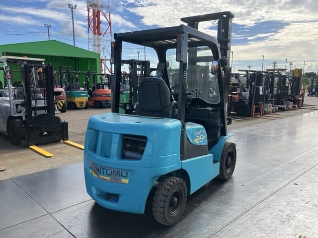 Forklift — Auction (lot 8457-52011)