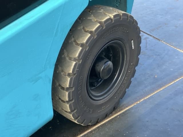 Forklift — Auction (lot 8457-52011)