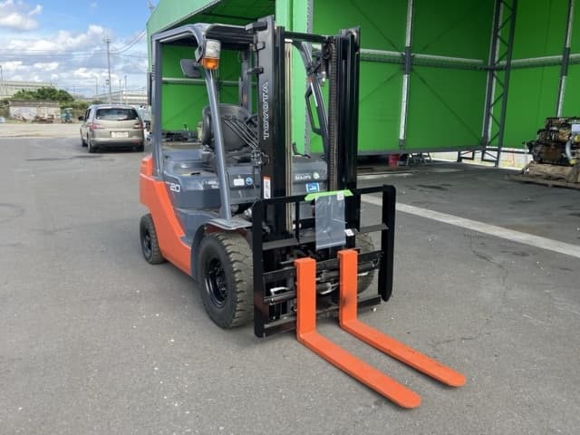 Forklift — Auction (lot 8457-52012)