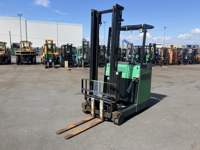 Reach Forklift — Auction (lot 8457-52018)