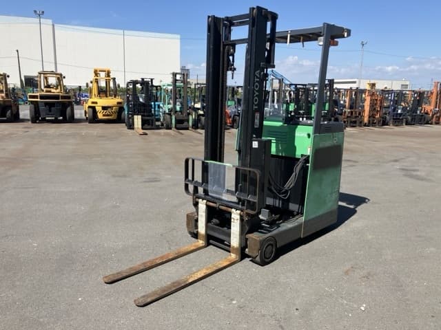 Reach Forklift — Auction (lot 8457-52019)