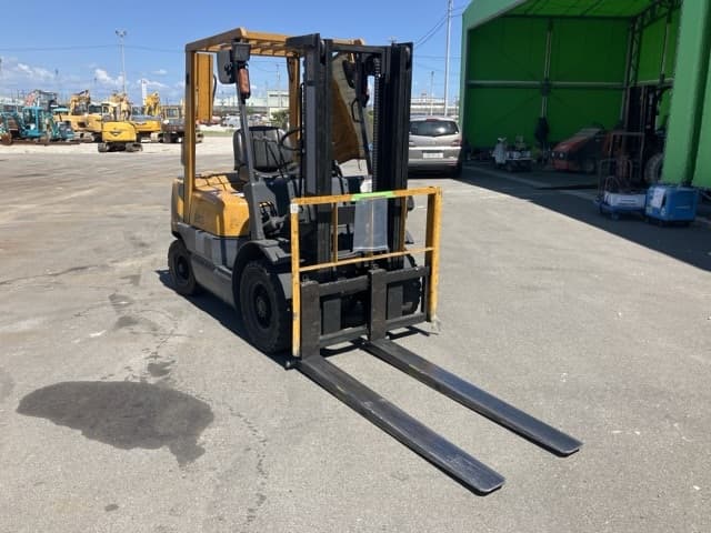 Forklift — Auction (lot 8457-52023)