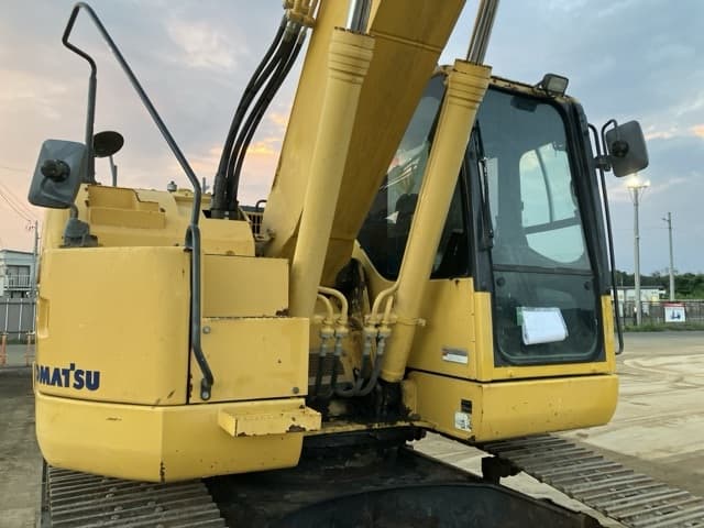EXCAVATOR — Auction (lot 8457-521)