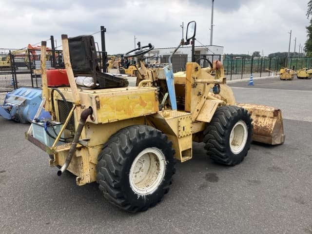 MINI WHEEL LOADER — Auction (lot 8457-522)