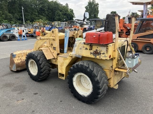 MINI WHEEL LOADER — Auction (lot 8457-522)