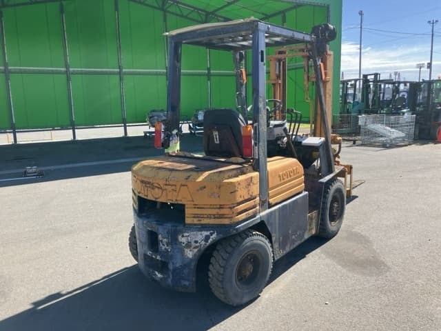 Forklift — Auction (lot 8457-52802)