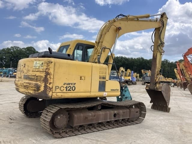 EXCAVATOR — Auction (lot 8457-529)