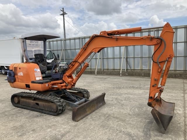 MINI EXCAVATOR — Auction (lot 8457-53)