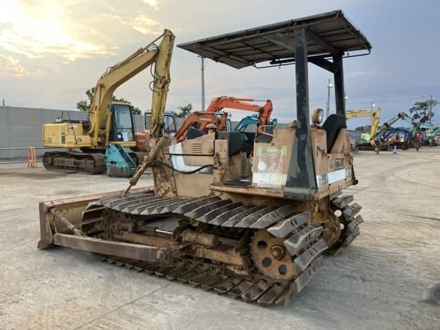 Bulldozer — Auction (lot 8457-532)