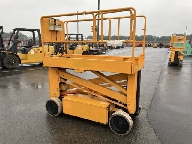 AERIAL WORK PLATFORM — Auction (lot 8457-538)