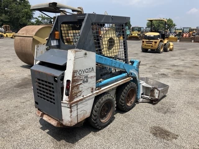SKID STEER LOADER — Auction (lot 8457-545)