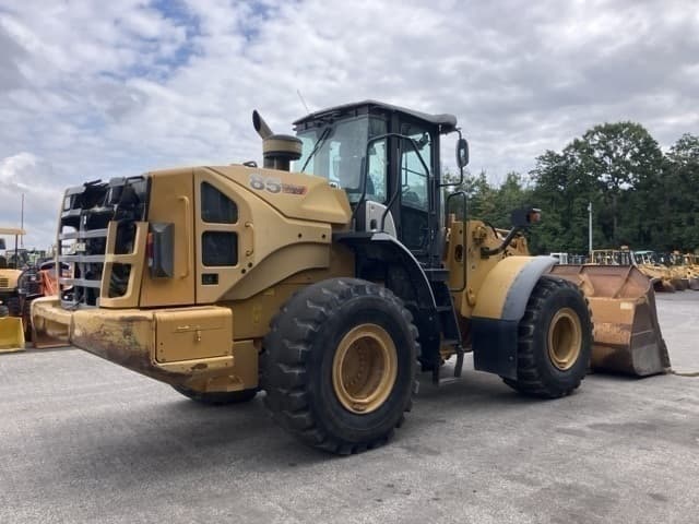 WHEEL LOADER — Auction (lot 8457-557)