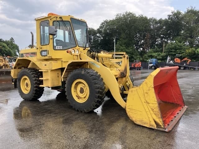 WHEEL LOADER — Auction (lot 8457-567)