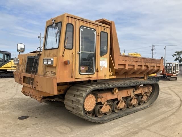 CRAWLER DUMP — Auction (lot 8457-570)