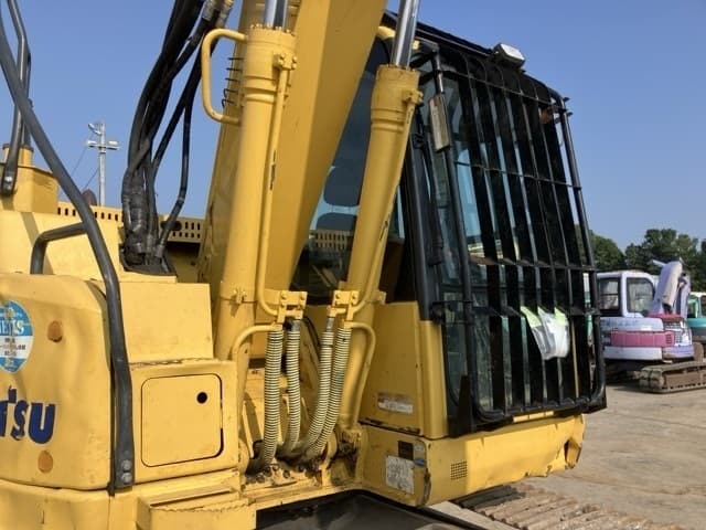 EXCAVATOR — Auction (lot 8457-582)
