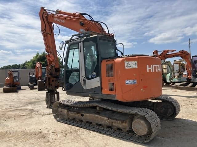 EXCAVATOR — Auction (lot 8457-587)