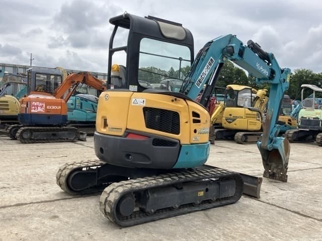 MINI EXCAVATOR — Auction (lot 8457-589)