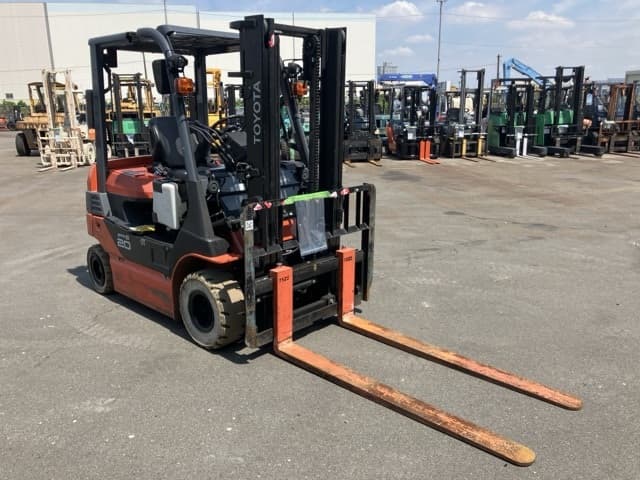Battery Forklift — Auction (lot 8457-59001)