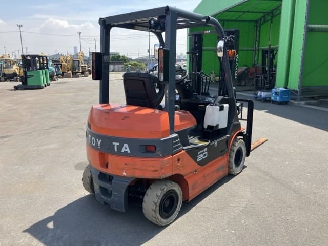 Battery Forklift — Auction (lot 8457-59001)