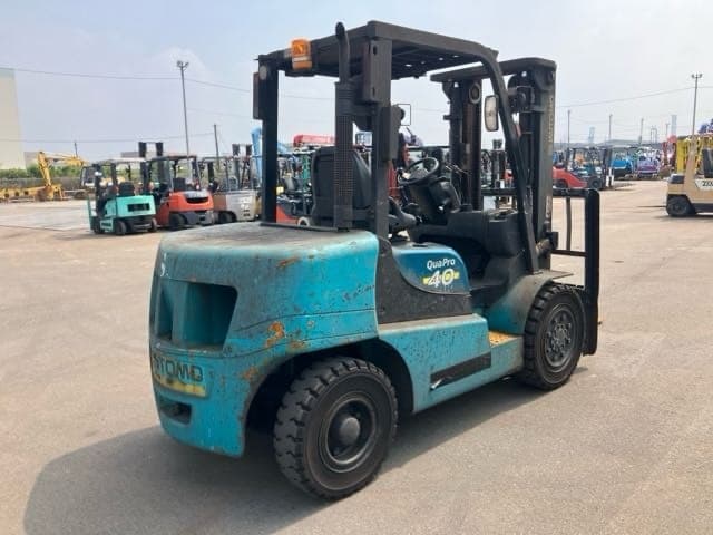 Forklift — Auction (lot 8457-59007)