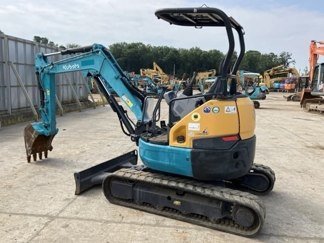 MINI EXCAVATOR — Auction (lot 8457-591)