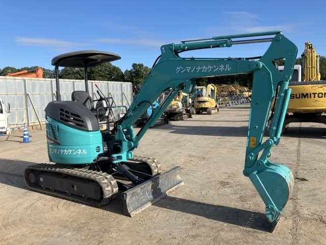 MINI EXCAVATOR — Auction (lot 8457-597)