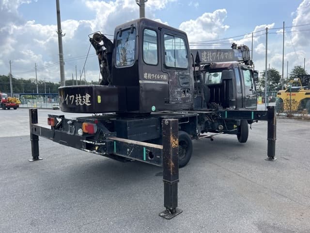 Truck Crane — Auction (lot 8457-60)