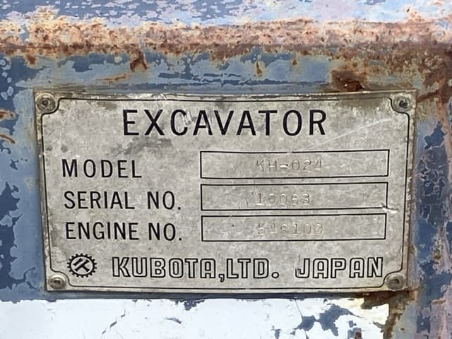 MINI EXCAVATOR — Auction (lot 8457-600)