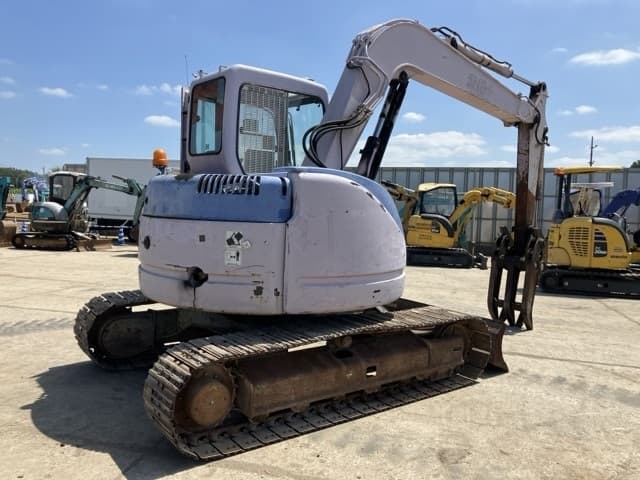 EXCAVATOR — Auction (lot 8457-607)