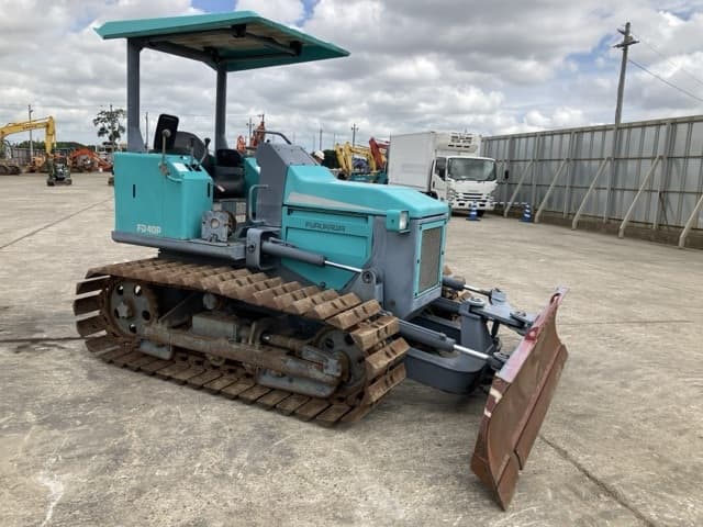 Bulldozer — Auction (lot 8457-61)