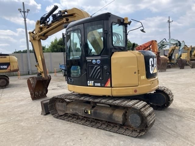 EXCAVATOR — Auction (lot 8457-610)