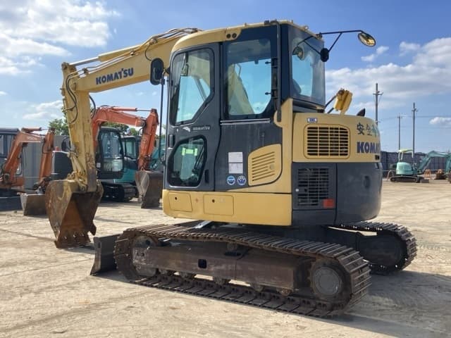 EXCAVATOR — Auction (lot 8457-611)