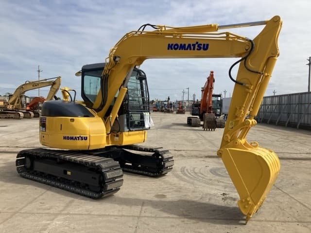 EXCAVATOR — Auction (lot 8457-612)
