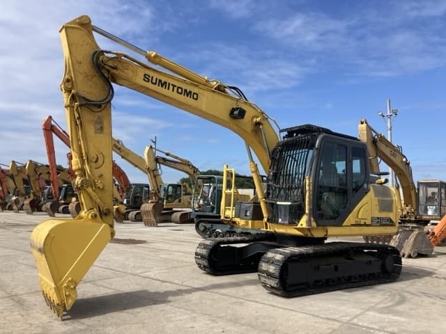 EXCAVATOR — Auction (lot 8457-627)
