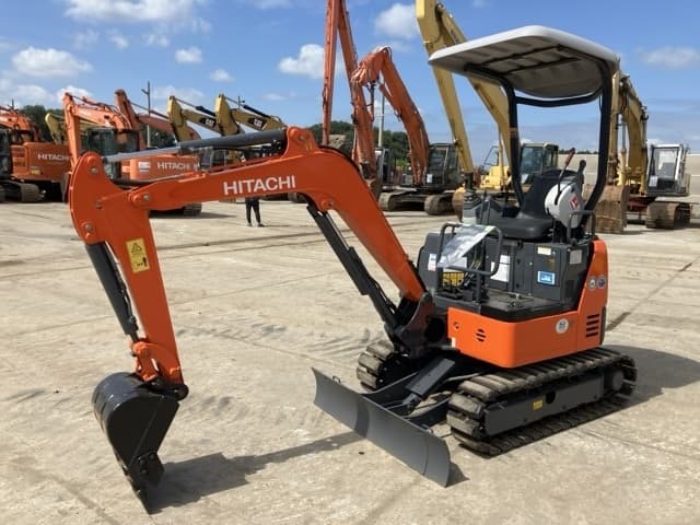 MINI EXCAVATOR — Auction (lot 8457-634)