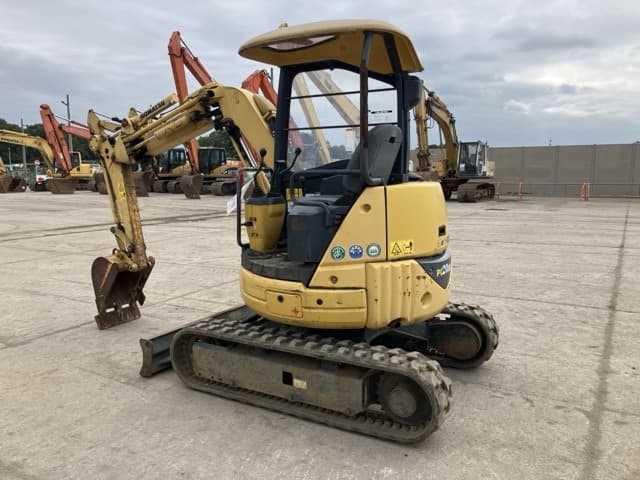 MINI EXCAVATOR — Auction (lot 8457-638)