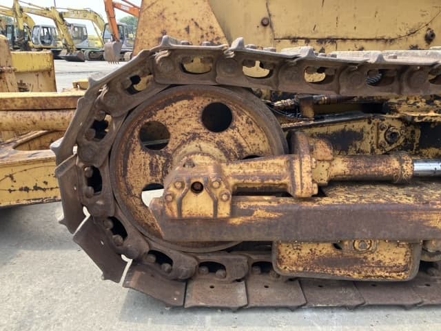 Bulldozer — Auction (lot 8457-639)