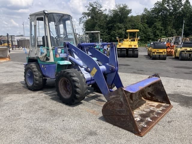 MINI WHEEL LOADER — Auction (lot 8457-69)