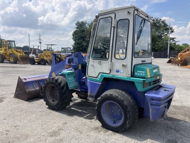 MINI WHEEL LOADER — Auction (lot 8457-69)