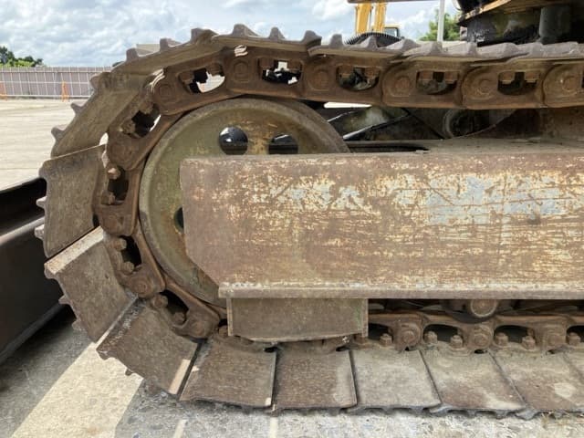 EXCAVATOR — Auction (lot 8457-79)