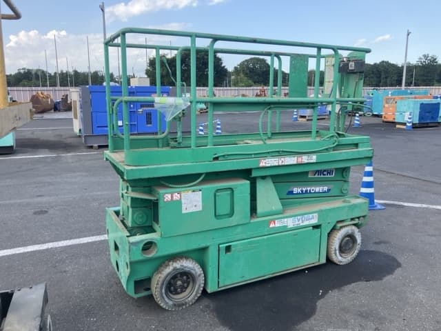 AERIAL WORK PLATFORM — Auction (lot 8457-808)
