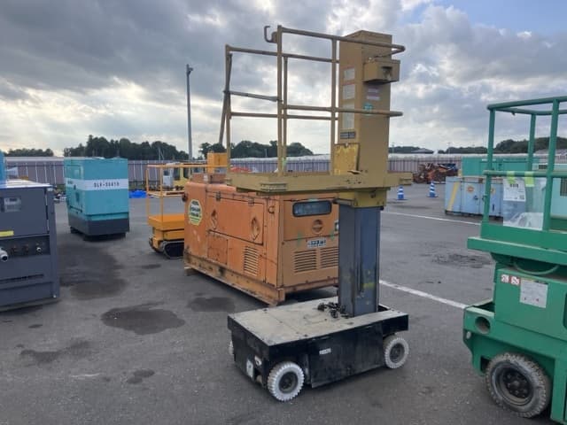 AERIAL WORK PLATFORM — Auction (lot 8457-809)
