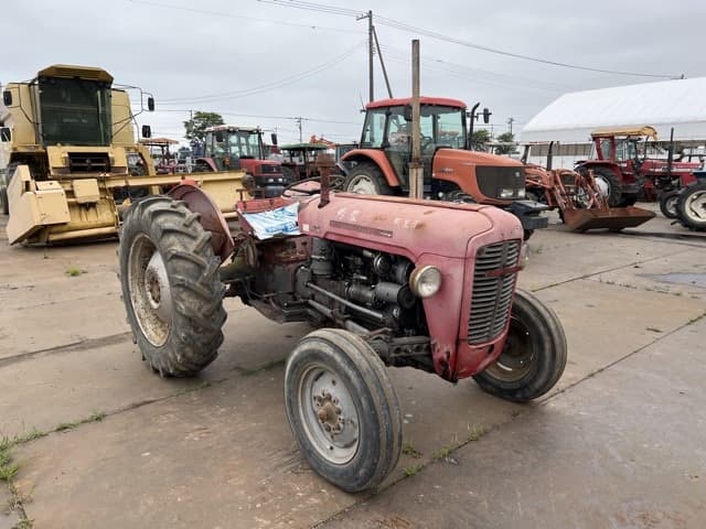 Tractor — Auction (lot 8457-8102)